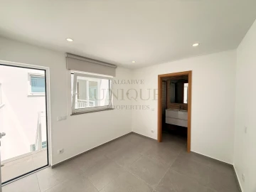 Moradia T6 para Venda em Lagos (São Sebastião e Santa Maria)