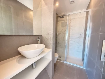Moradia T6 para Venda em Lagos (São Sebastião e Santa Maria)