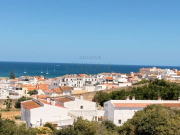 Moradia T6 para Venda em Lagos (São Sebastião e Santa Maria)