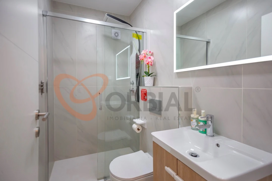 Moradia T3 para Venda em Albufeira e Olhos de Água Foto 16