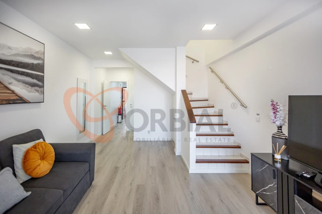Moradia T3 para Venda em Albufeira e Olhos de Água Foto 17