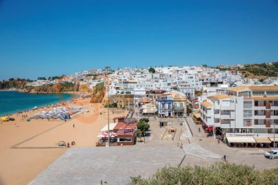 Moradia T3 para Venda em Albufeira e Olhos de Água