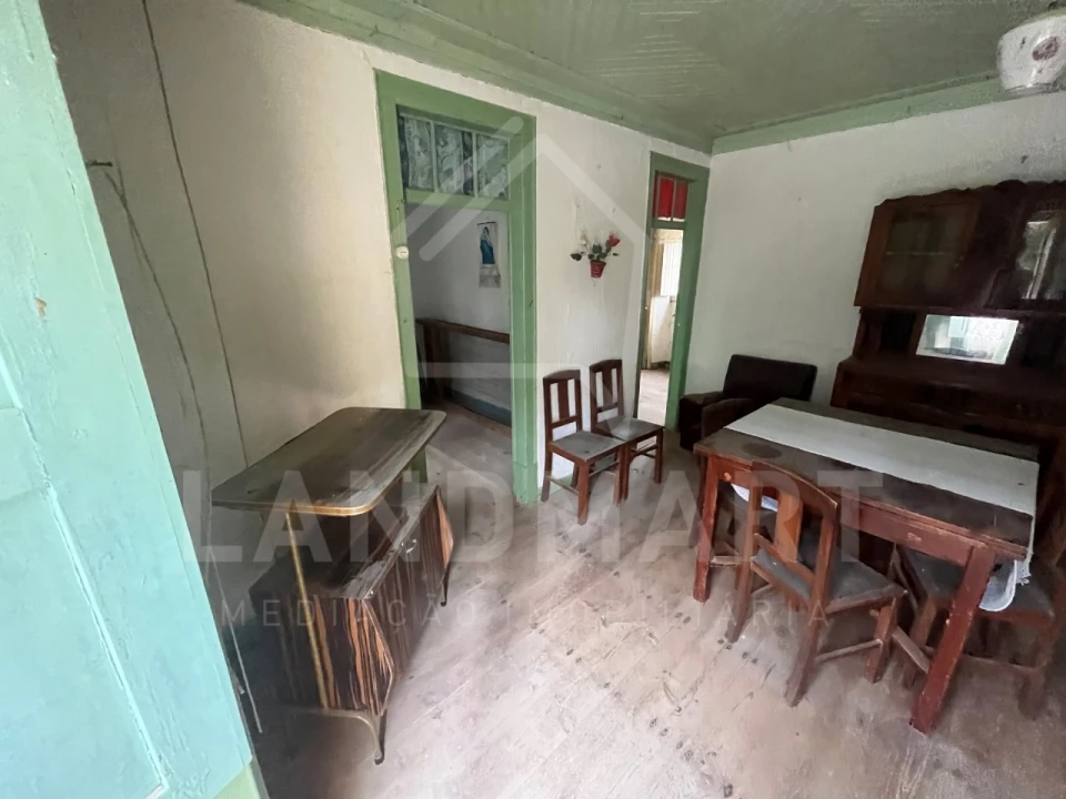 Moradia T2 para Venda em Turquel Foto 2