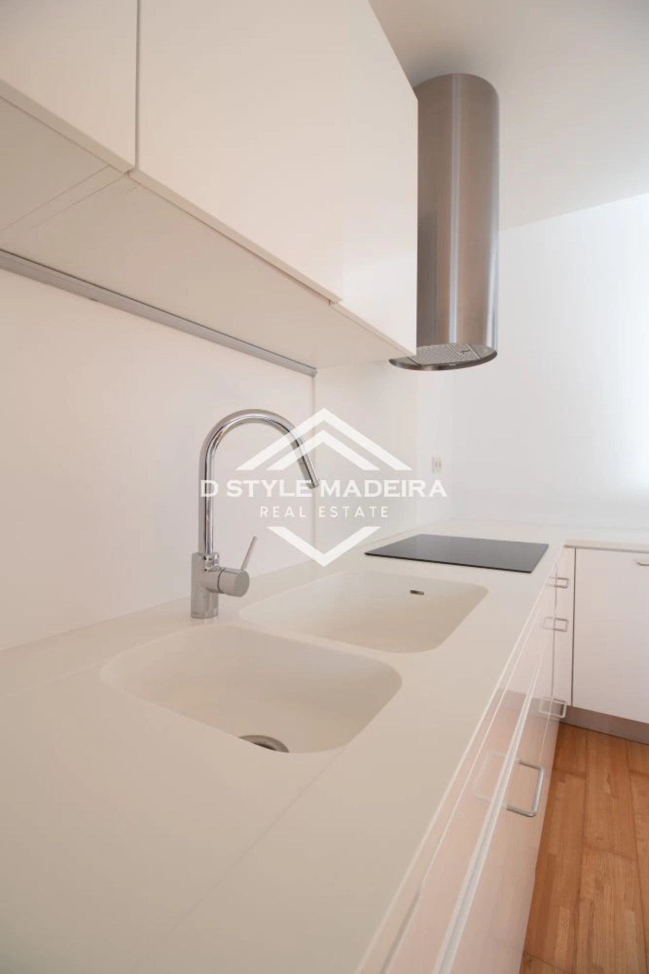 Moradia T3 para Venda em São Martinho Foto 9