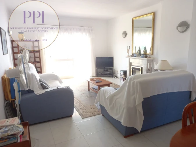 Apartamento T2 para Venda em Budens Foto 3