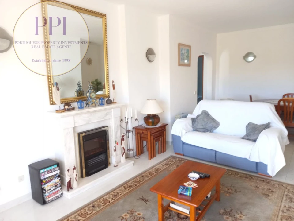 Apartamento T2 para Venda em Budens Foto 1