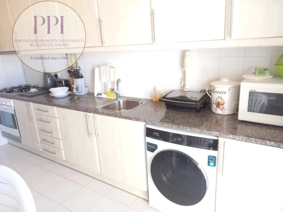 Apartamento T2 para Venda em Budens Foto 10