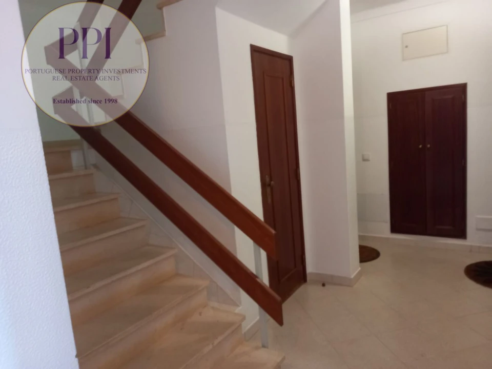 Apartamento T2 para Venda em Budens Foto 19