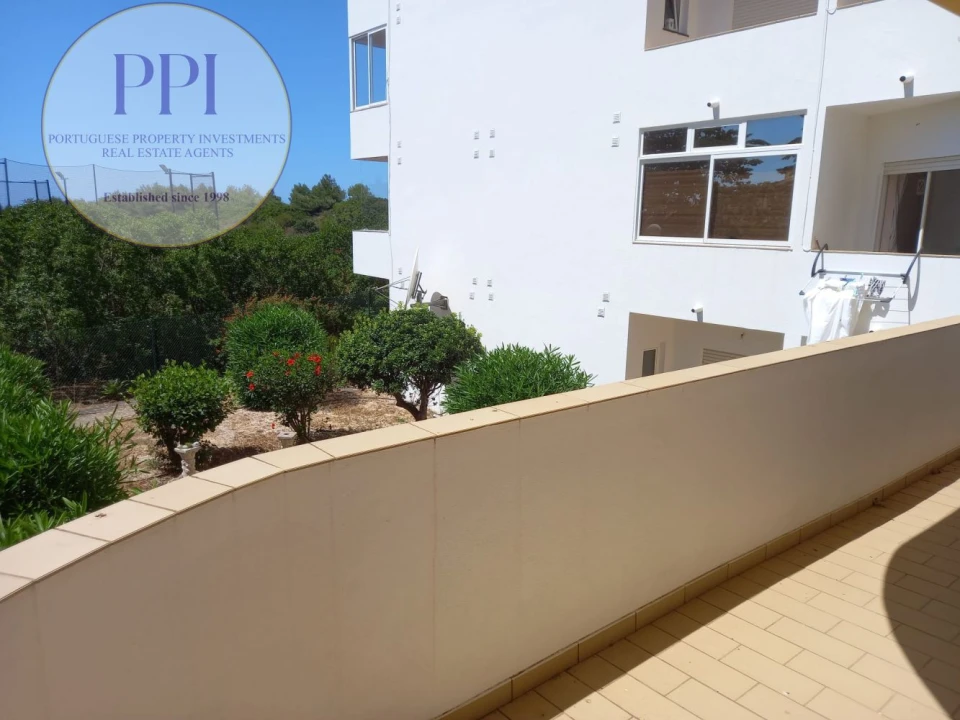 Apartamento T2 para Venda em Budens Foto 18