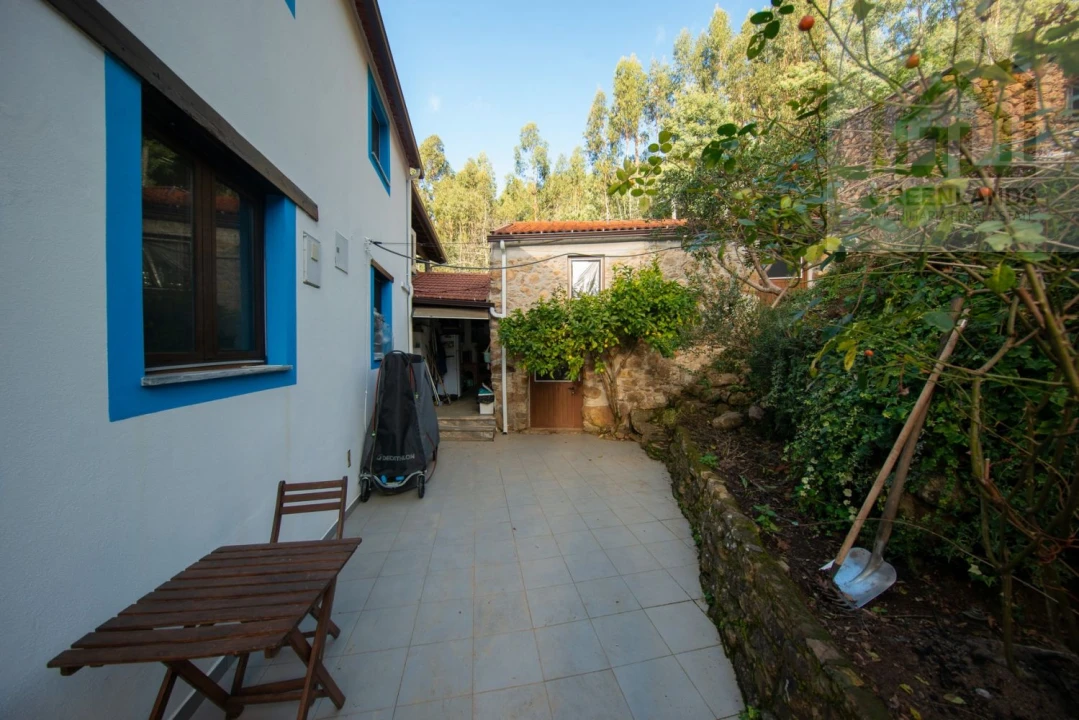 Quinta T2 para Venda em Vila Nova do Ceira Foto 11