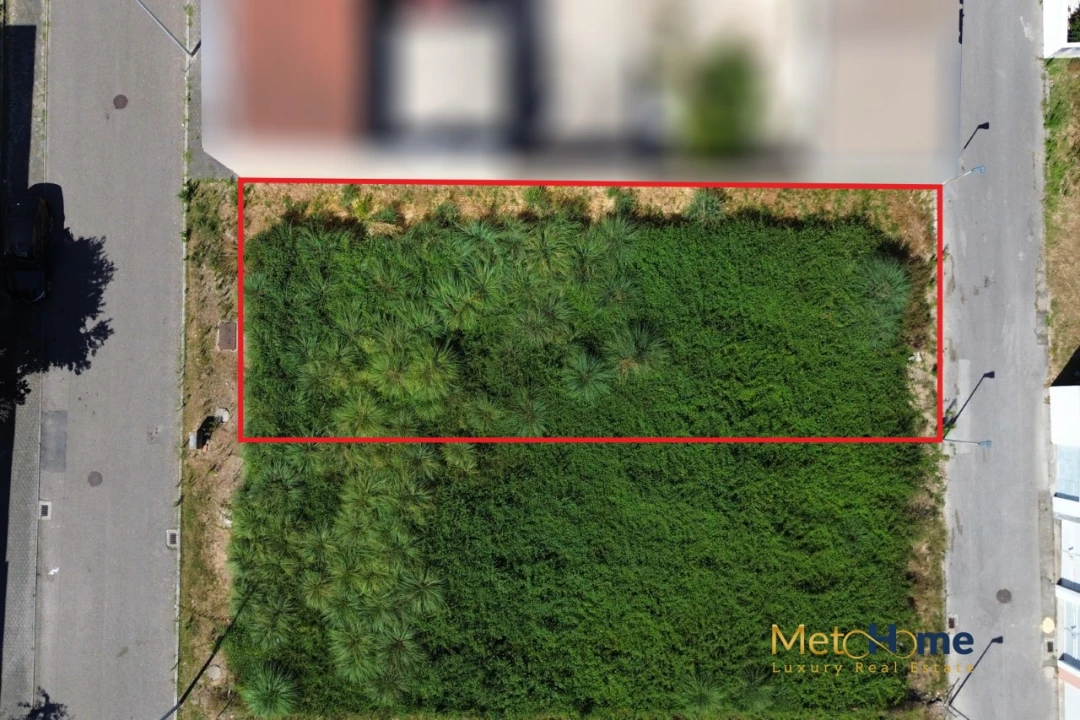 Terreno para Venda em Pedroso e Seixezelo Foto 1