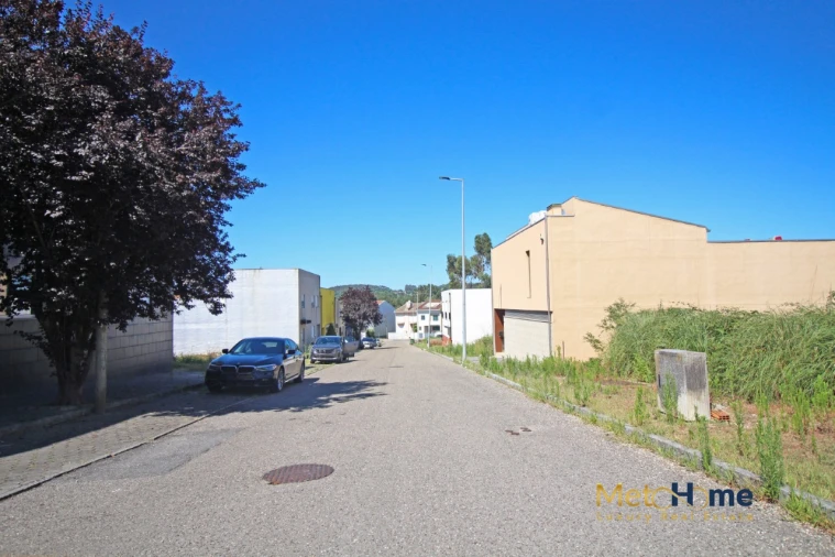 Terreno para Venda em Pedroso e Seixezelo Foto 3