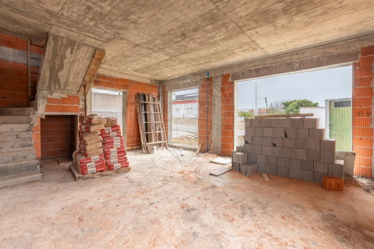 Moradia T4 para Venda em Santa Barbara Foto 4