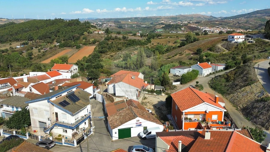 Moradia T2 para Venda em Azueira e Sobral da Abelheira Foto 25