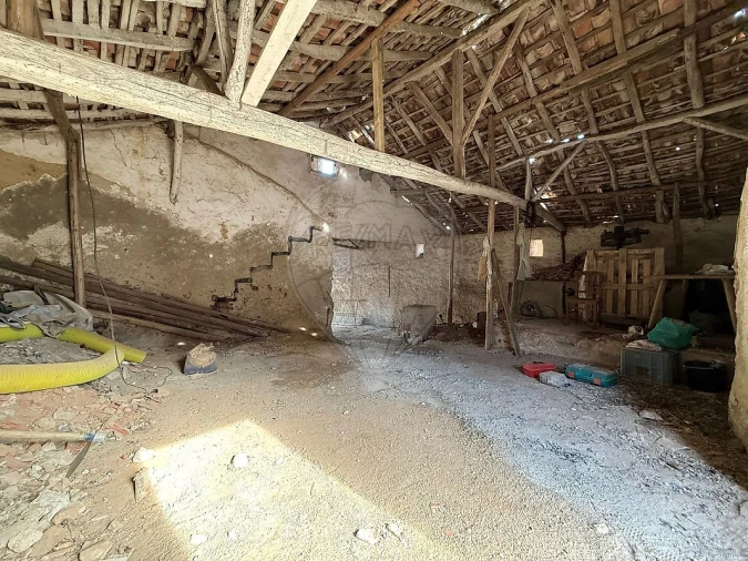 Moradia T2 para Venda em Azueira e Sobral da Abelheira Foto 13