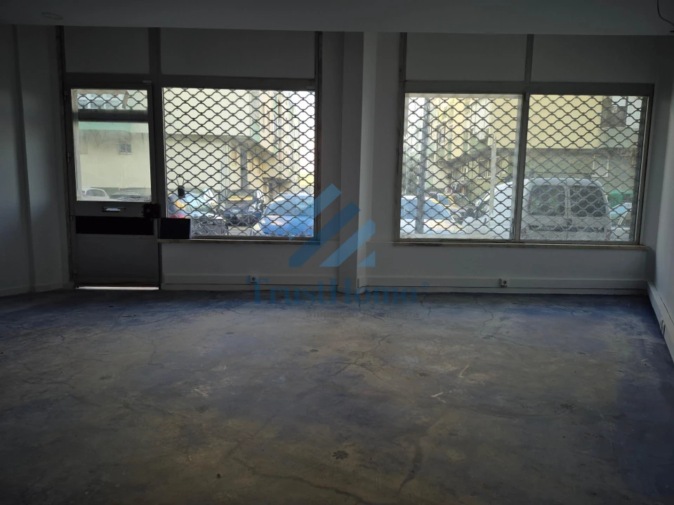 Negócio para Venda em Loures Foto 12