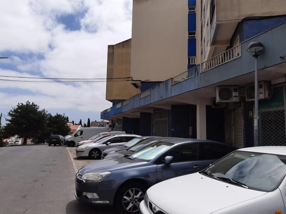 Negócio para Venda em Loures Foto 26