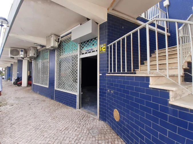 Negócio para Venda em Loures Foto 24