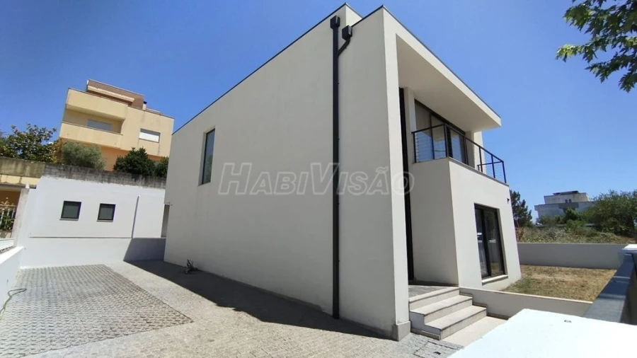 Moradia T3 para Venda em Valongo Foto 3