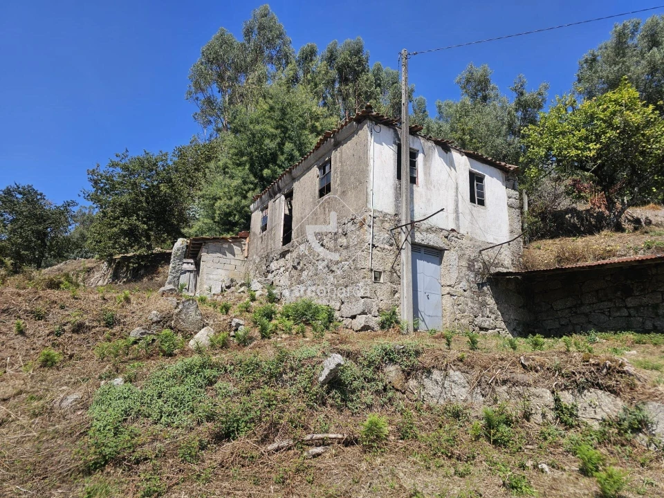 Moradia para Venda em Monte Redondo Foto 6