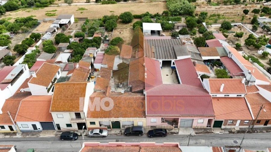 Moradia T3 para Venda em Alpiarça Foto 5