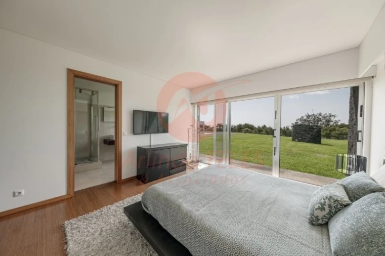 Moradia T5 para Venda em São Sebastião Foto 16