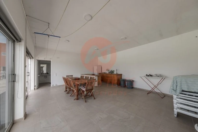 Moradia T5 para Venda em São Sebastião Foto 49