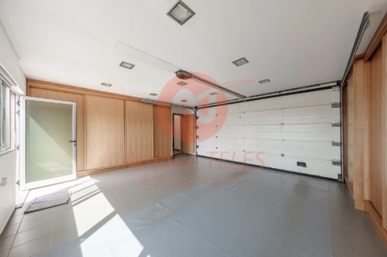 Moradia T5 para Venda em São Sebastião Foto 42