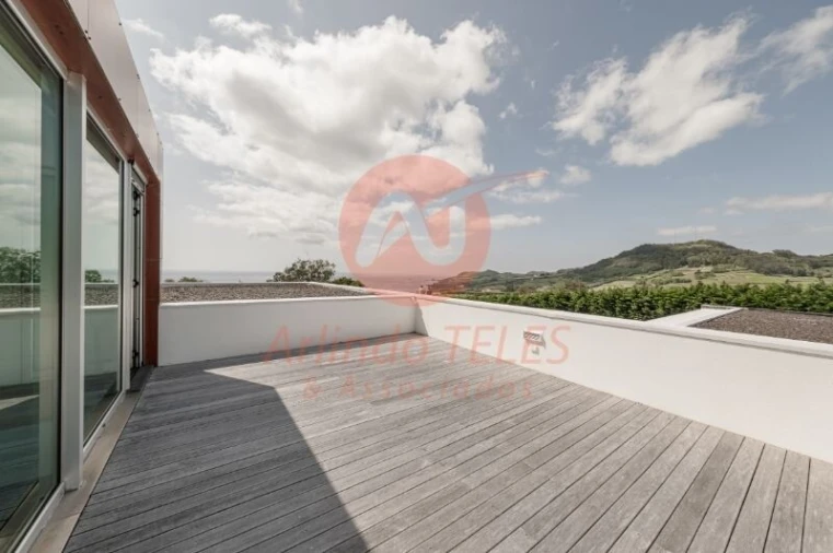 Moradia T5 para Venda em São Sebastião Foto 40