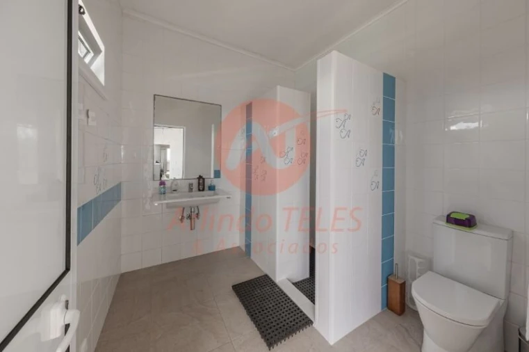 Moradia T5 para Venda em São Sebastião Foto 47