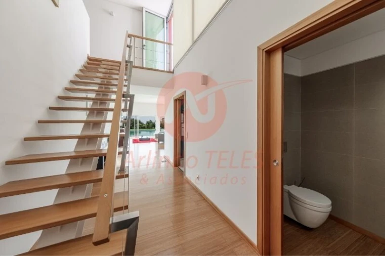 Moradia T5 para Venda em São Sebastião Foto 25