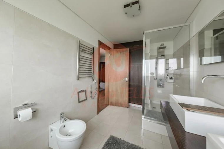 Moradia T5 para Venda em São Sebastião Foto 18