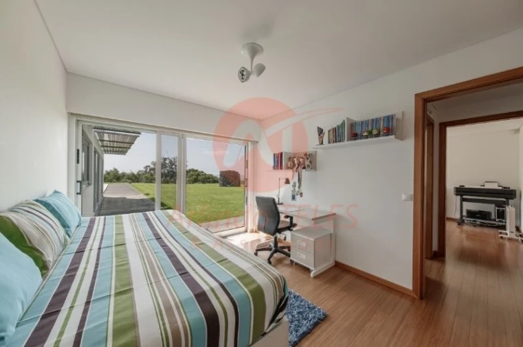 Moradia T5 para Venda em São Sebastião Foto 29