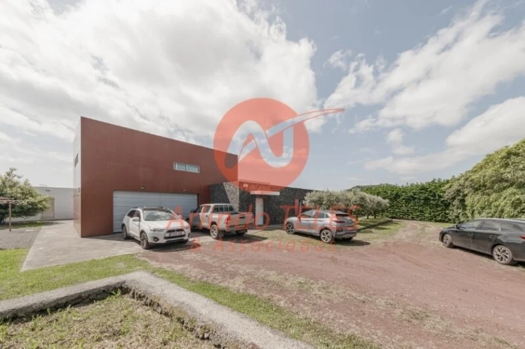 Moradia T5 para Venda em São Sebastião Foto 53