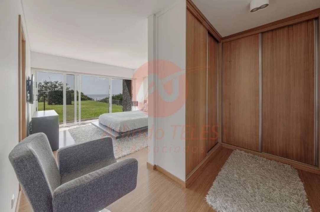 Moradia T5 para Venda em São Sebastião Foto 19