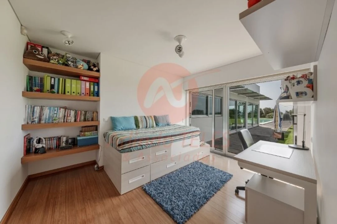 Moradia T5 para Venda em São Sebastião Foto 27