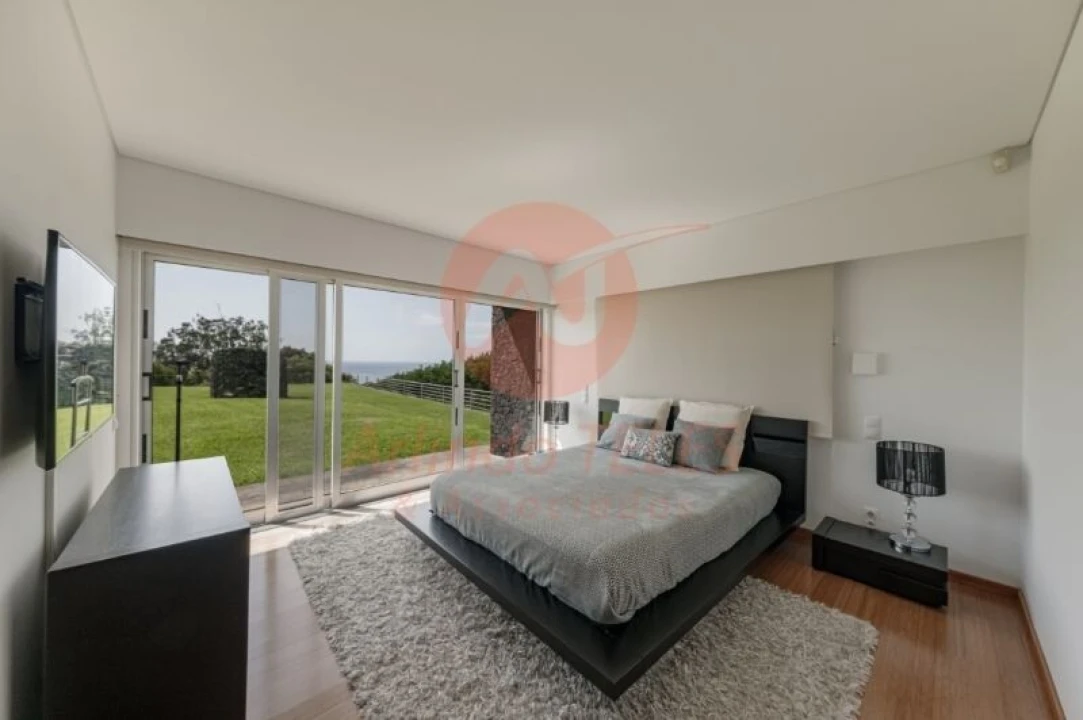 Moradia T5 para Venda em São Sebastião Foto 14