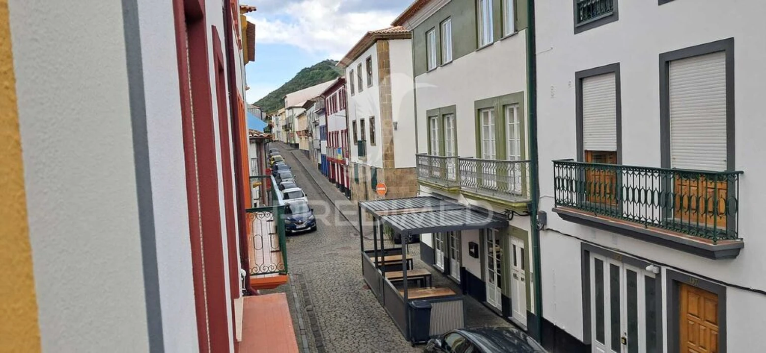 Moradia T4 para Venda em Angra (São Pedro) Foto 4