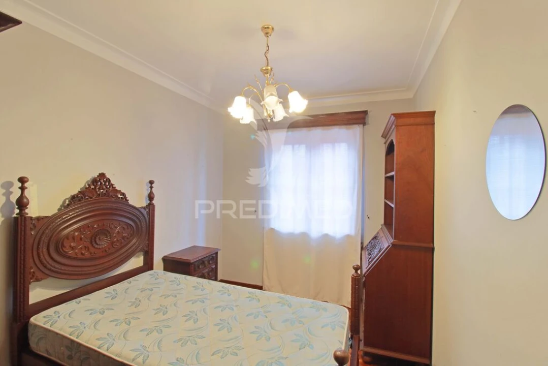 Moradia T4 para Venda em Angra (São Pedro) Foto 15