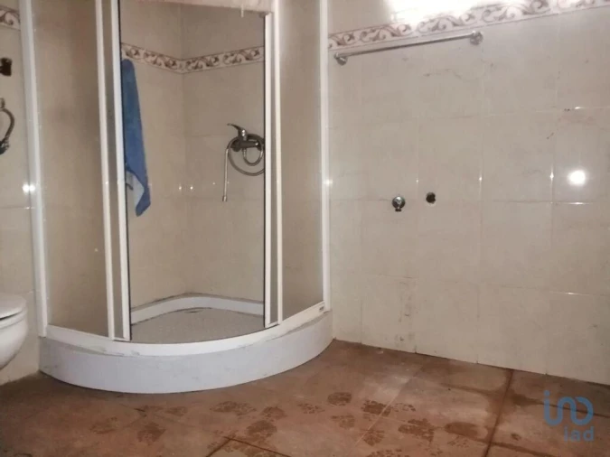 Moradia T2 para Venda em Azinhoso