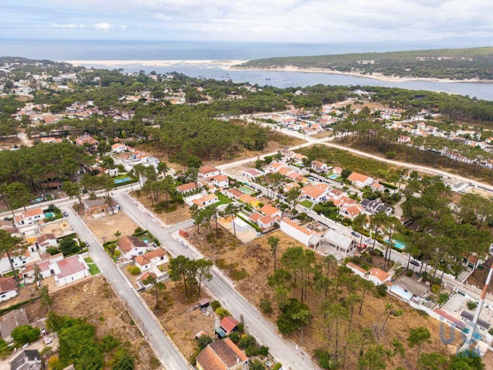 Moradia T4 para Venda em Sesimbra (Castelo) Foto 4