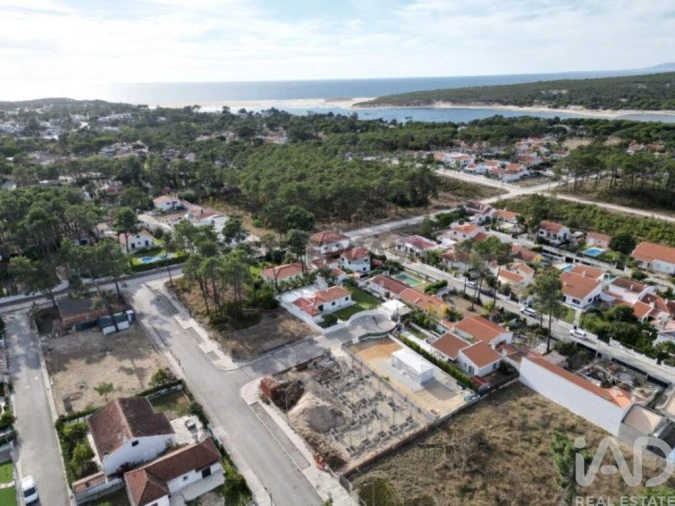 Moradia T4 para Venda em Sesimbra (Castelo) Foto 24