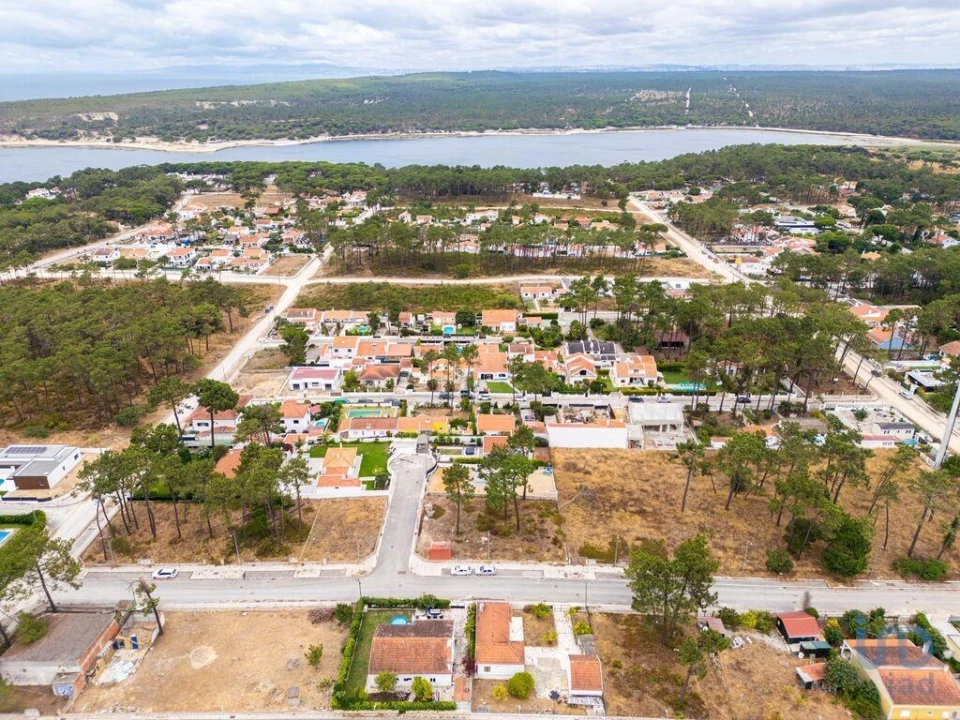 Moradia T4 para Venda em Sesimbra (Castelo) Foto 13