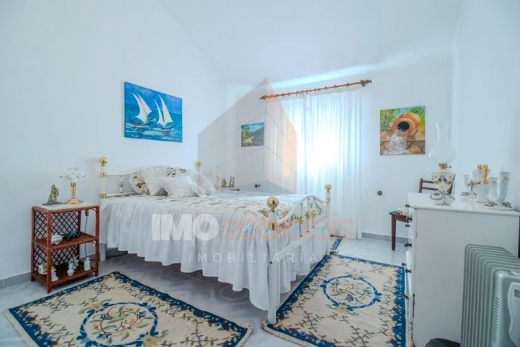 Moradia T5 para Venda em Abitureiras Foto 5