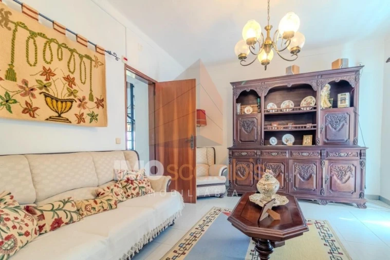 Moradia T5 para Venda em Abitureiras Foto 48