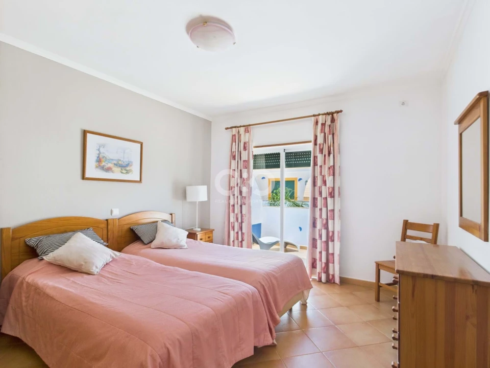 Apartamento T1 para Venda em Luz Foto 3