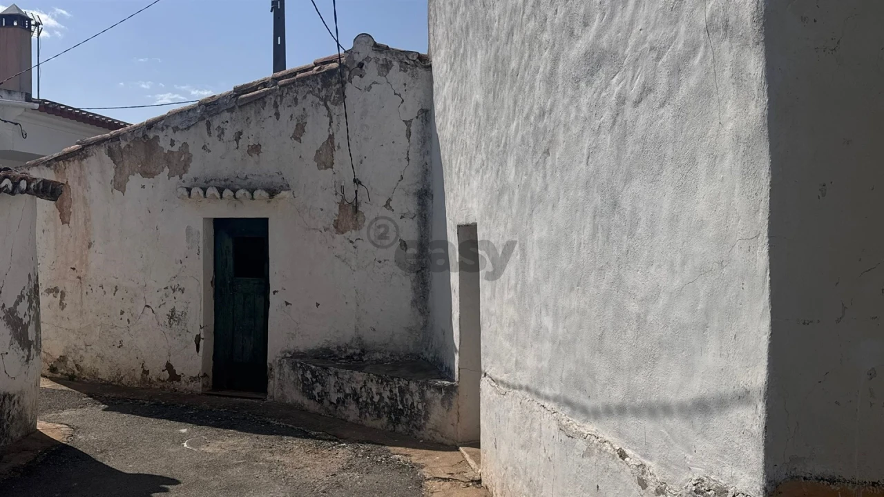 Moradia T2 para Venda em Santa Barbara de Padrões Foto 1