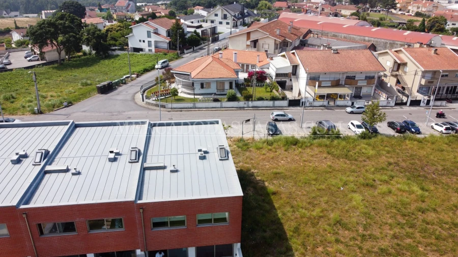 Terreno para Venda em Silvalde Foto 1