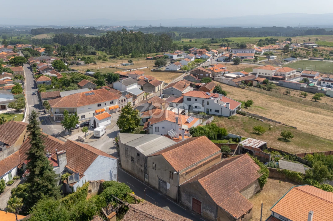 Terreno Comércio / Armazém para Venda em Amoreira da Gândara, Paredes do Bairro e Ancas Foto 7
