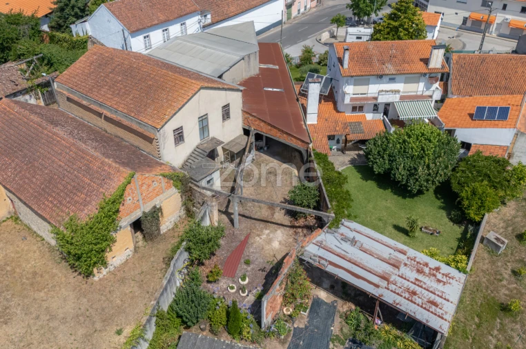 Terreno Comércio / Armazém para Venda em Amoreira da Gândara, Paredes do Bairro e Ancas Foto 14